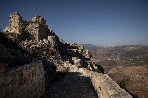 Israeli Forces Capture Beaufort Castle and Cross Litani River in Deepest Lebanon Incursion Since 2000